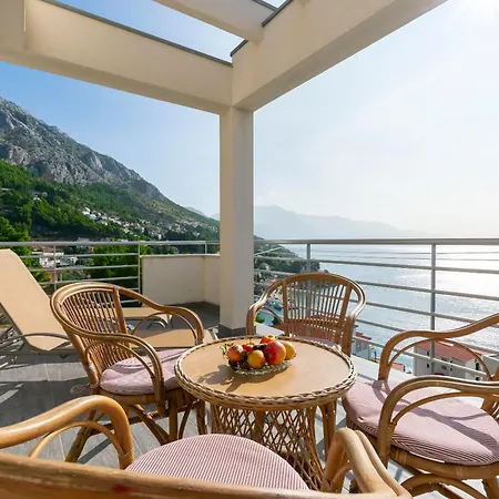 Olive Sea View Mimice