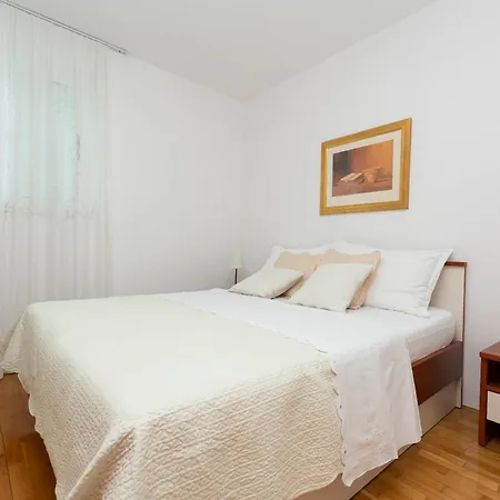 Apartmán Olive Sea View *
